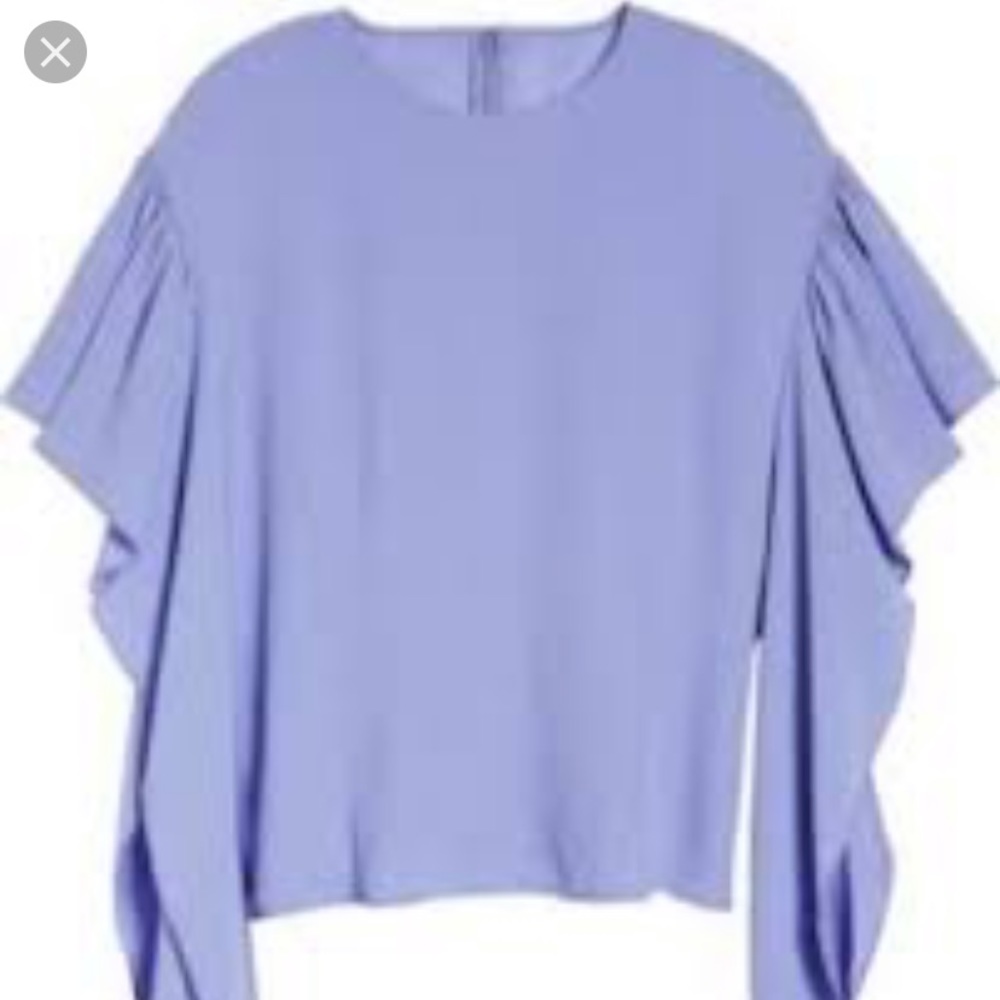 NWOT LEWIT flutter sleeve blouse